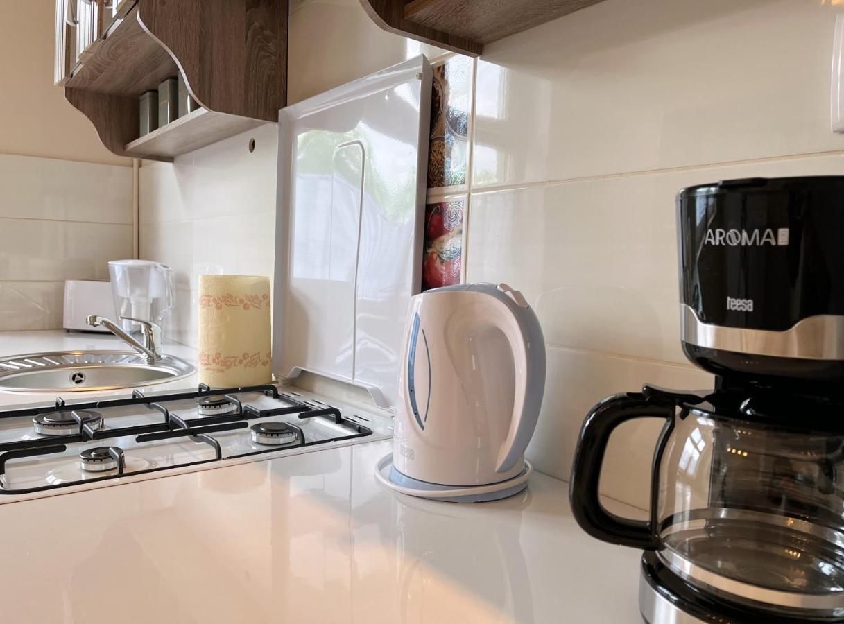 Apartament Stary Zdroj วาลบ์จิก ภายนอก รูปภาพ